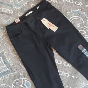 Mid Rise Skinny jeans